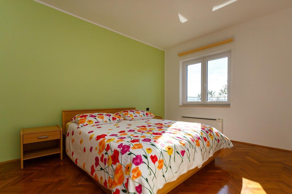 Adria Holiday Home ปิเนซิตซี ภายนอก รูปภาพ